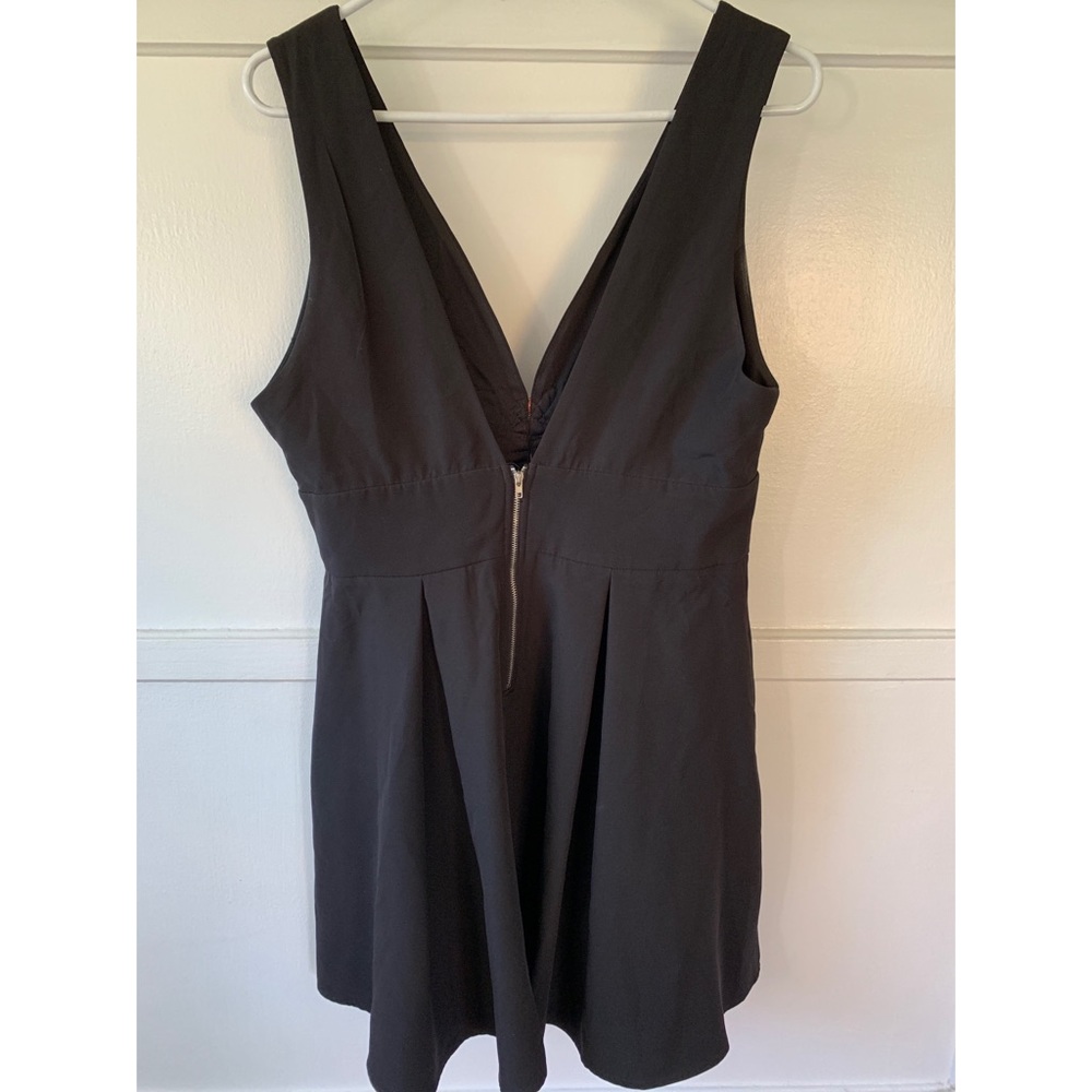 DRESS - Picture 2 of 3